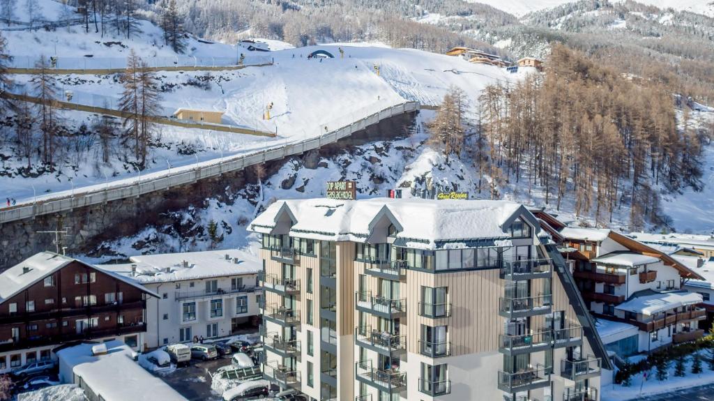 Im Top Apart Gaislachkogl steht Ihnen außerdem eine Skiaufbewahrung mit einem Skischuhtrockner zur Verfügung. Die Privatparkplätze an der Unterkunft sind kostenlos.